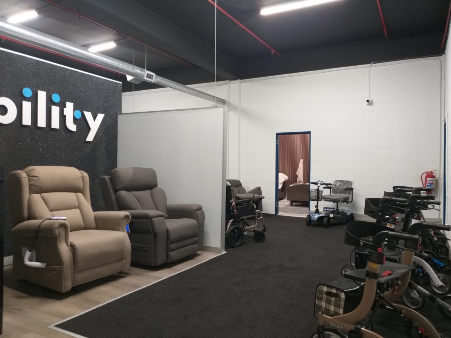 To Let Commercial Property for Rent in Paarden Eiland Western Cape
